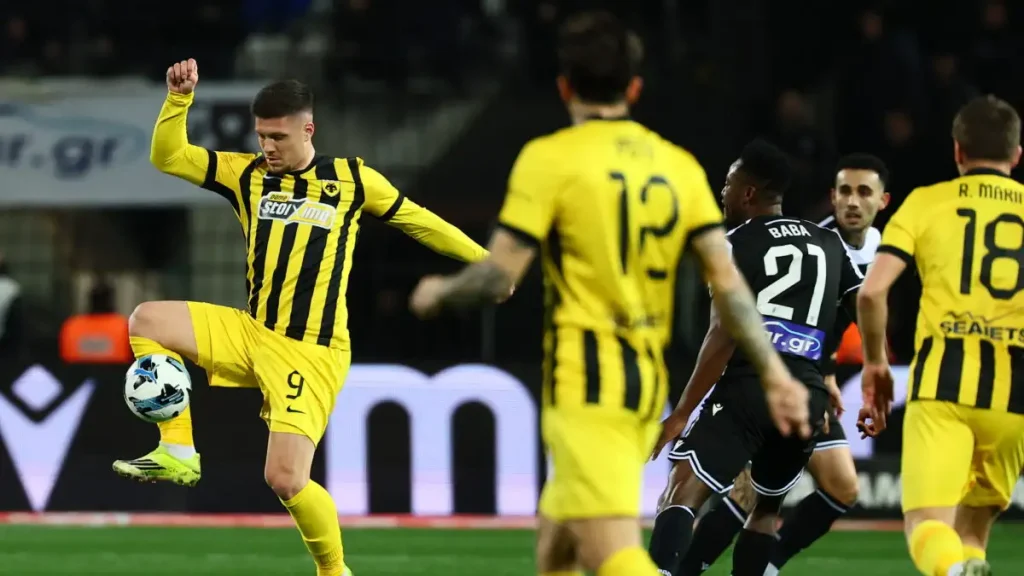 Super League: Η ΑΕΚ που παρέμεινε στην κορυφή «καθαρίζοντας» από ντέρμπι και ο Παναθηναϊκός που απογοήτευσε ξανά