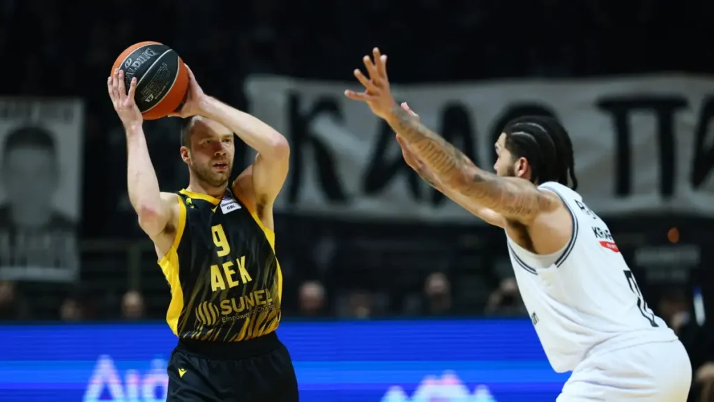 Ολυμπιακός – ΑΕΚ: Χωρίς Λεκαβίτσιους η Ένωση στον προημιτελικό Κυπέλλου