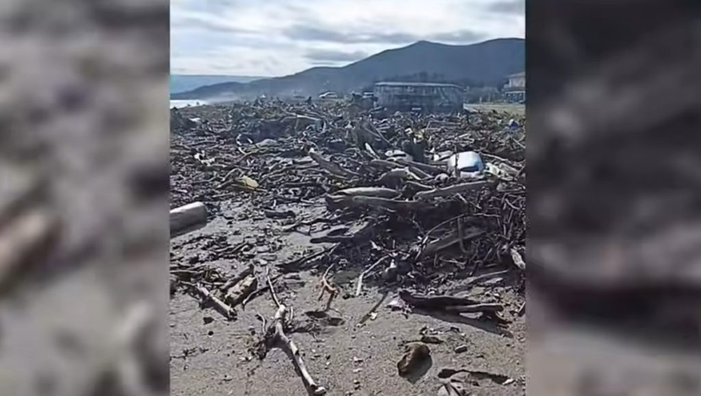 Λάρισα: Κρανίου τόπος ο Αγιόκαμπος μετά το σαρωτικό πέρασμα της κακοκαιρίας - Δείτε βίντεο