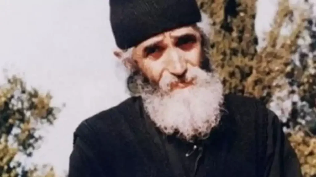 Άγιοι γίνονται ο ιερομόναχος Τύχων, πνευματικός πατέρας του Αγίου Παϊσίου και ο Χατζη-Γεώργης