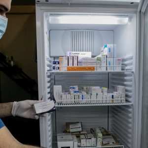 Γρίπη: Έρχεται και δεύτερο κύμα έξαρσης -Ακόμα και μέσα στο Φεβρουάριο -Κρίσιμος ο εμβολιασμός, λέει ο καθηγητής Γώγoς