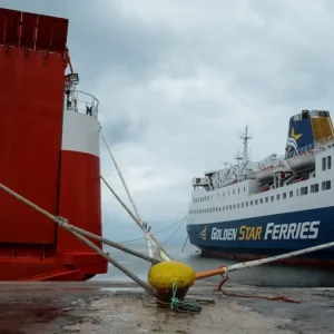 Απαγορευτικό απόπλου σε Πειραιά, Ραφήνα και Λαύριο – Σε ποια λιμάνια είναι δεμένα τα πλοία