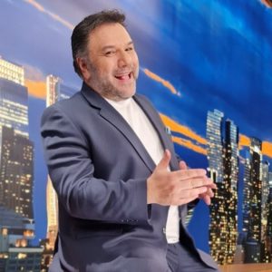 Με Γρηγόρη Αρναούτoγλου το φετινό Λαμιώτικο καρναβάλι!