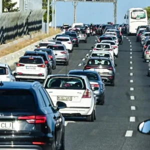 Καραμπόλα πέντε φορτηγών στην Αθηνών - Κορίνθου: Χάος στην κυκλοφορία στον Ασπρόπυργο