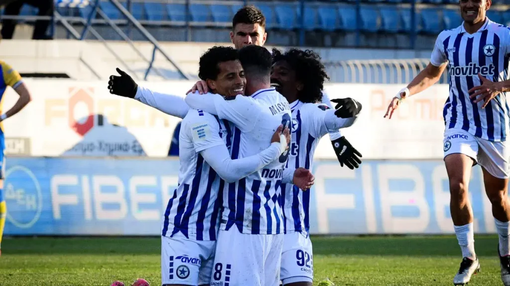 Αστέρας Τρίπολης – Ατρόμητος 1-2: Οι Περιστεριώτες πήραν μεγάλο διπλό και «βύθισαν» κι άλλο τους Αρκάδες