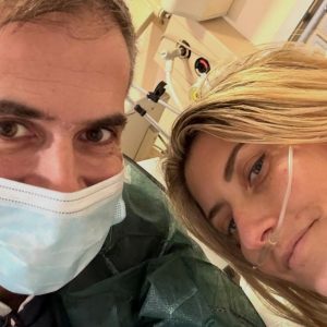 Κώστας Μπακογιάννης: Η Σία ευτυχώς πήρε εξιτήριο σήμερα - Συμβουλευτείτε τον γιατρό σας και εμβολιαστείτε