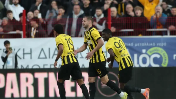 Πανσερραϊκός – ΑΕΚ 0-4: Η Ένωση πέρασε από το «μπλόκο» των Σερρών με «πάρτι» στο δεύτερο ημίχρονο