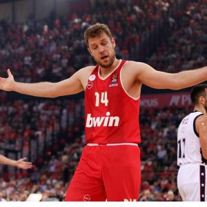 Σούπερ προσφορά* για κάθε πόντο του Σάσα Βεζένκοφ από το Pamestoixima.gr στον αγώνα Ολυμπιακός - Ερυθρός Αστέρας