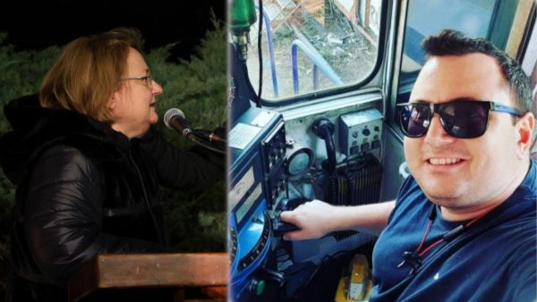 Συγκλόνισε στα αποκαλυπτήρια του μνημείου των Τεμπών η μάνα του Λαμιώτη μηχανοδηγού Σπύρου Βούλγαρη