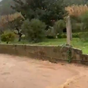 Πορτογαλία: Ισχυρές βροχοπτώσεις σαρώνουν τη χώρα, 3.000 άνθρωποι απομακρύνθηκαν από τα σπίτια τους