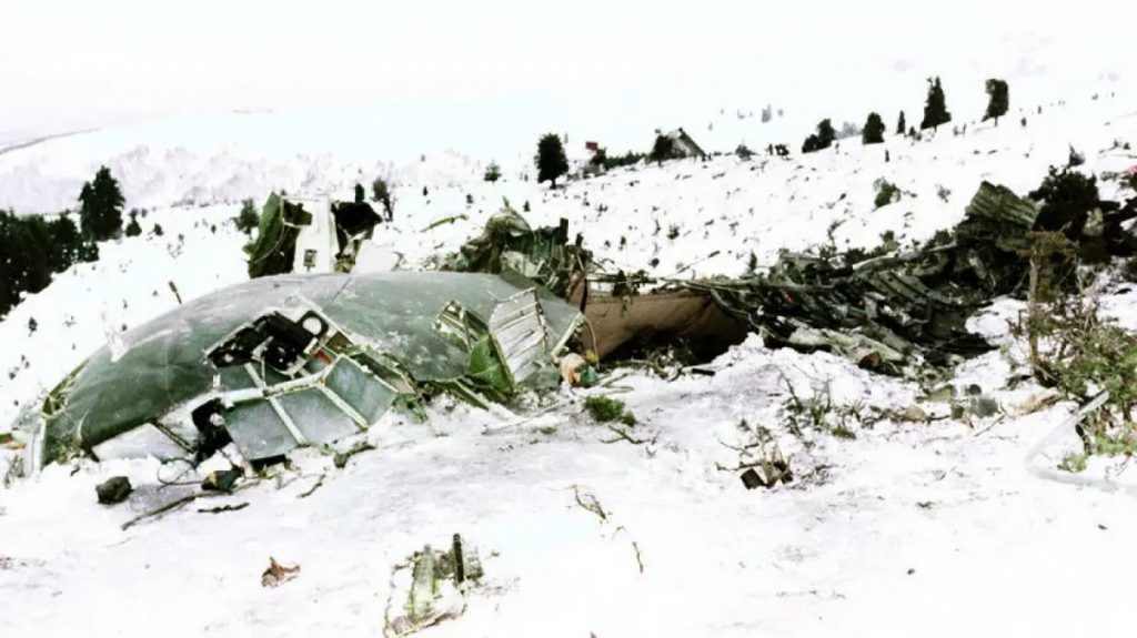 Τριάντα πέντε χρόνια από την πολύνεκρη αεροπορική τραγωδία στην Όθρυ