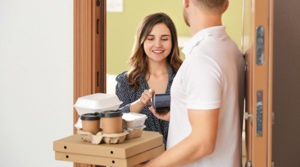 Ζητούνται διανομείς από την εταιρεία "Καλαμάτας 3pl delivery"