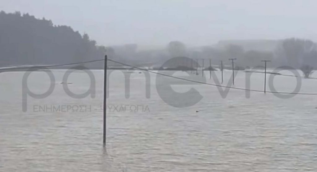 Κακοκαιρία στον Έβρο: «Πνίγεται» το Σουφλί, κλειστός ο δρόμος προς τη Δαδιά