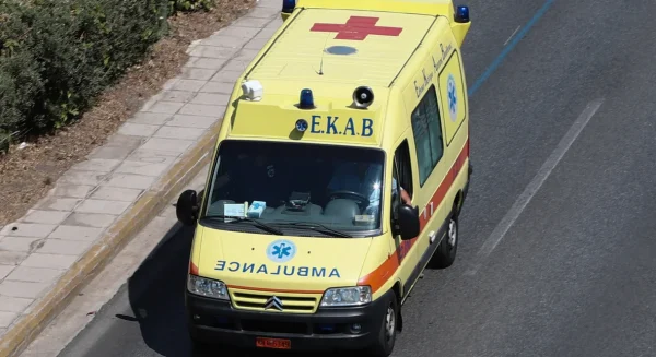 Θεσσαλονίκη: Διασώστες του ΕΚΑΒ έσωσαν 65χρονο τουρίστα που έπαθε καρδιακή ανακοπή