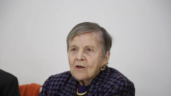 Πέθανε η σπουδαία βυζαντινολόγος Ελένη Γλύκατζη-Αρβελέρ σε ηλικία 99 ετών