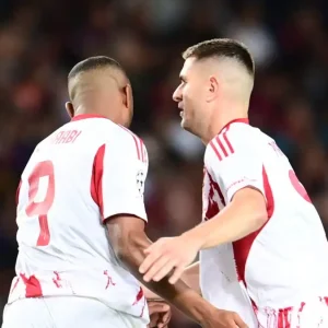 Ο Ολυμπιακός περιμένει Ελ Κααμπί και Πιρόλα ενόψει Παναθηναϊκού