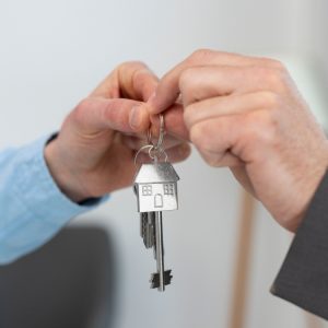 Πωλείται διαμπερές διαμέρισμα με περιμετρικές βεράντες στην Ταράτσα Λαμίας