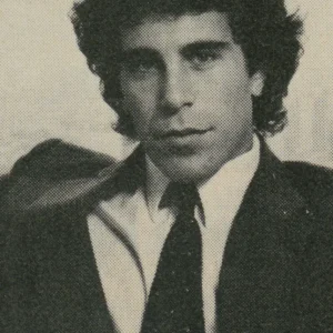 Ο Έπσταϊν ξεκίνησε από καθηγητής μαθηματικών - Πώς έγινε πλούσιος και πώς η ελίτ έπεφτε στα δίχτυα του