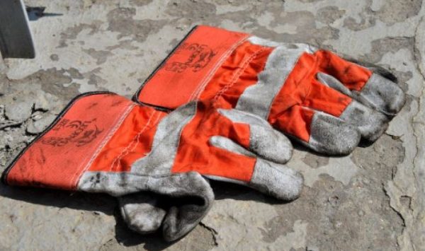 Σοβαρό ατύχημα για νεαρό εργάτη σε βιομηχανία στα Οινόφυτα