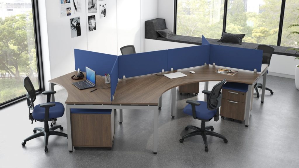 Ενοικιάζεται εξοπλισμένο γραφείο σε κοινόχρηστο χώρο στο 2ο χλμ Λαμίας - Αθηνών