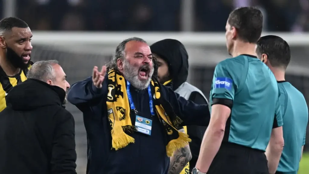 Ο Μάριος Ηλιόπουλος τιμωρήθηκε με ποινή μίας αγωνιστικής για το ΑΕΚ – Ολυμπιακός