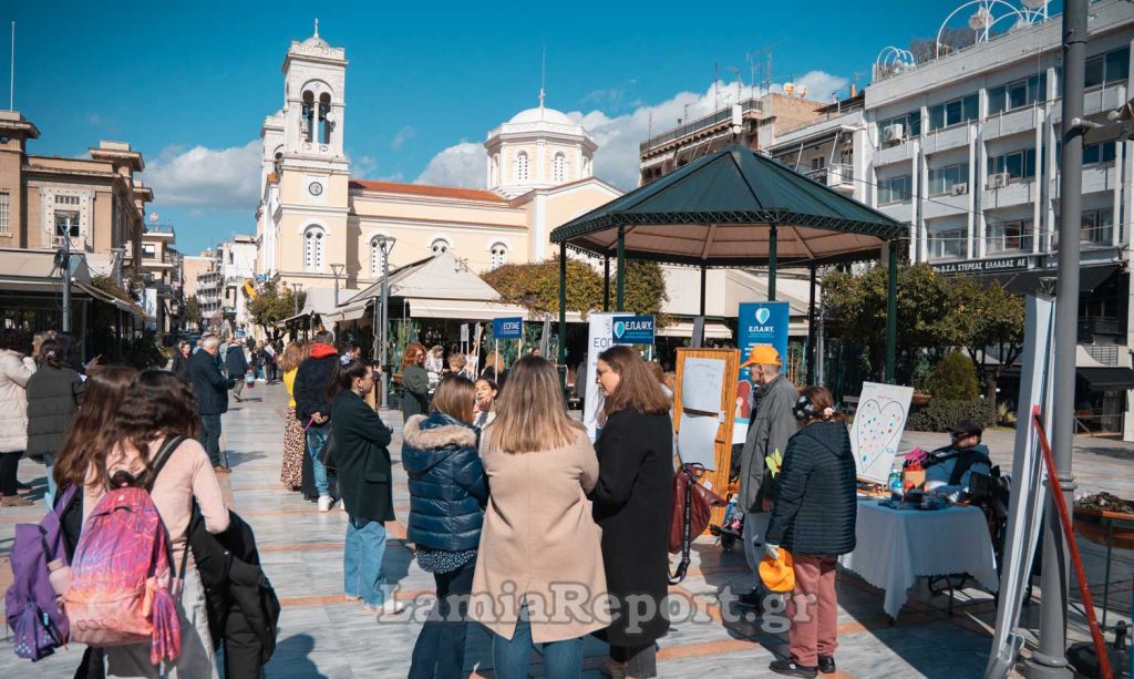 Πλατεία Ελευθερίας: Πραγματοποιήθηκε η δράση με αφορμή την Ημέρα Μηδενικών Διακρίσεων (ΦΩΤΟ)