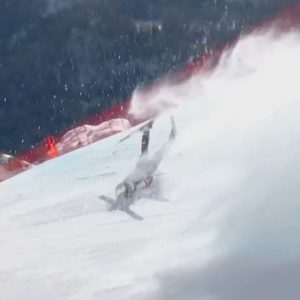 Χειμερινοί Ολυμπιακοί Αγώνες: Σοκαριστικό ατύχημα για τη Λίντσεϊ Βον που αγωνιζόταν με κομμένο χιαστό, ούρλιαζε από τον πόνο