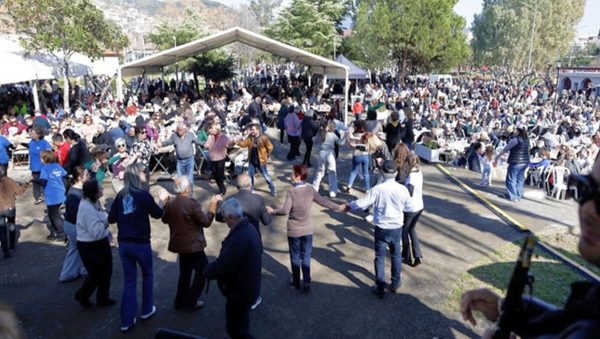 Ο Δήμος Στυλίδας γιόρτασε την Καθαρά Δευτέρα με παραδοσιακό γλέντι στο Πάρκο του Λαού