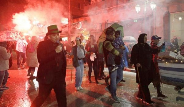 Πλήθος κόσμου βρέθηκε στο 8ο Καρναβάλι Στυλίδας