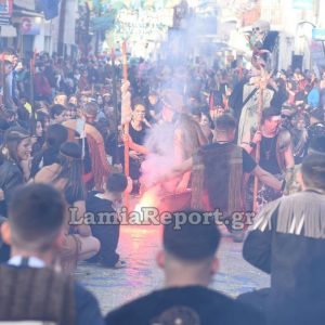 «Έκλεψε» τις εντυπώσεις το 68ο Καρναβάλι Μακρακώμης (ΒΙΝΤΕΟ-ΦΩΤΟ)