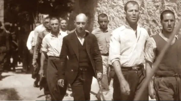 Στην κατοχή του Υπουργείου Πολιτισμού οι φωτογραφίες της εκτέλεσης των 200 στην Καισαριανή και το σύνολο των 262 ντοκουμέντων του Βέλγου συλλέκτη