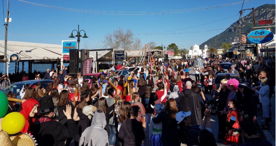 Το καρναβάλι στα Καμένα Βούρλα είναι και φέτος γεγονός!