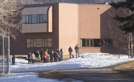 Μια 18χρονη τρανς γυναίκα φέρεται να διέπραξε το μακελειό σε σχολείο του Καναδά με τους 8 νεκρούς