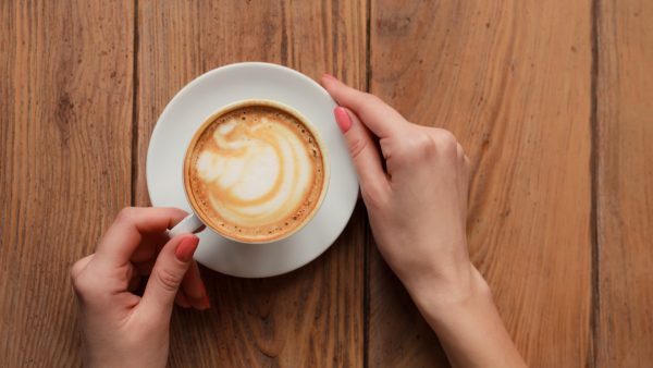 Καφές και τσάι για δυνατό μυαλό χωρίς άνοια - Πόσα φλιτζάνια κάνουν τη διαφορά