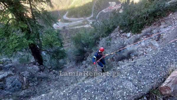 «Βουτιά» θανάτου σε γκρεμό τα ξημερώματα στην Ευρυτανία
