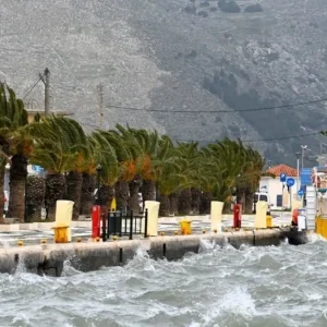 Χωρίς πλοία Ζάκυνθος και Κεφαλονιά λόγω κακοκαιρίας