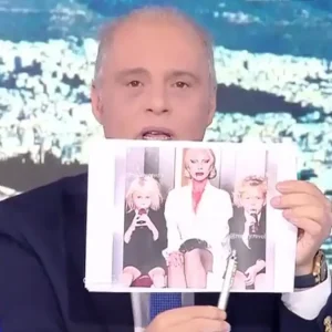 Επική γκάφα από τον Βελόπουλο: Παρουσίασε φωτογραφία της Lady Gaga από American Horror Story ως υλικό της υπόθεσης Επστάιν