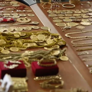 Κινηματογραφική ληστεία στην Κατερίνη: Έκλεψαν από βενζινάδικο αυτοκίνητο γεμάτο κοσμήματα – 300.000 ευρώ η λεία τους