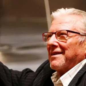 Κώστας Βουτσάς: Η ανάρτηση της Αλίκη Κατσαβού για τα 6 χρόνια από τον θάνατό του – «Για τον γιο μας παραμένει πατέρας»