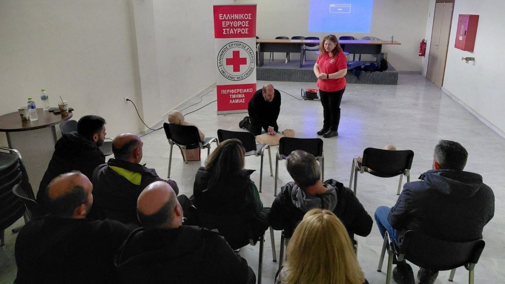 Μαθήματα ΚΑΡΠΑ και χρήσης Εξωτερικού Απινιδιστή για τους ανθρώπους του Υπεραστικού ΚΤΕΛ