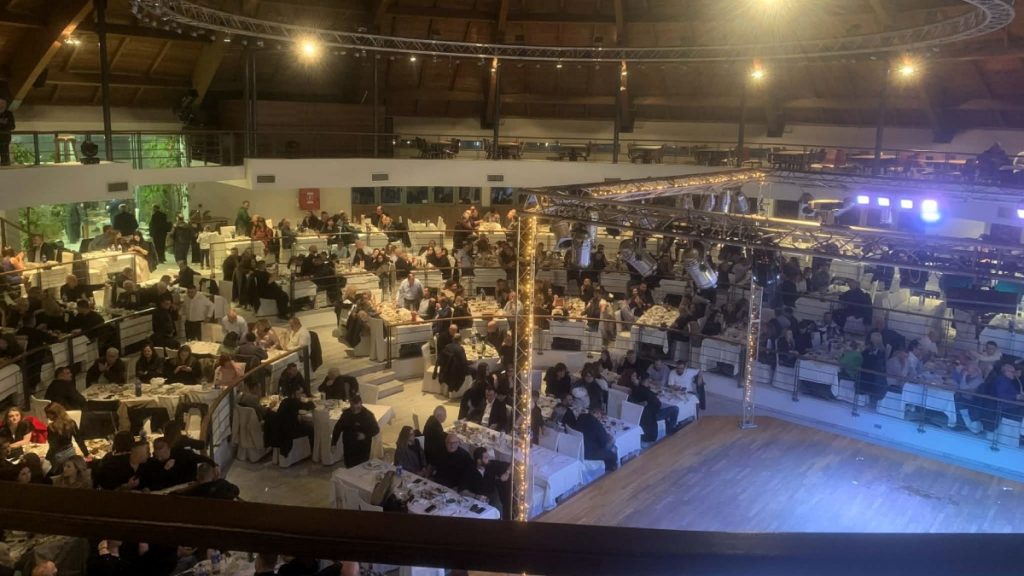 Με μεγάλη συμμετοχή και επιτυχία πραγματοποιήθηκε η ετήσια κοπή πίτας του Κυνηγετικού Συλλόγου Λαμίας (ΦΩΤΟ)