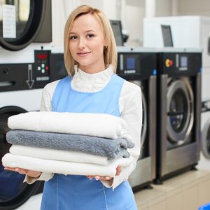 Ζητείται κοπέλα για εργασία σε Laundry στη Λαμία