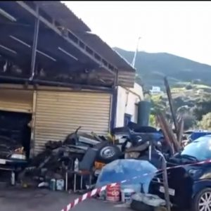 Λέρος: «Το περιμέναμε χρόνια να γίνει, δεν ξέραμε το πότε», λέει συγγενής του 50χρονου πατέρα που σκότωσε ο 18χρονος γιος του