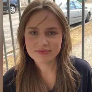 Στίγμα στο Βερολίνο έδωσε το κινητό της 16χρονης Λόρας