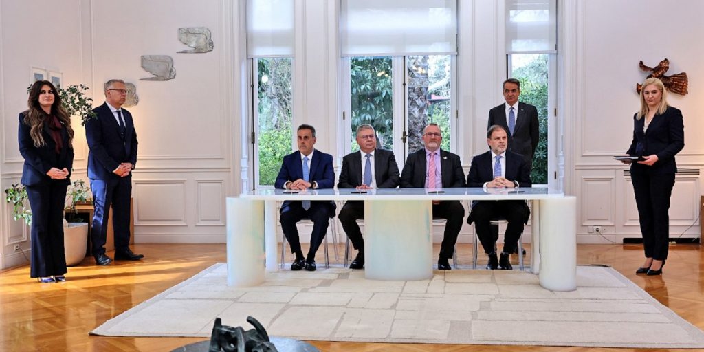 Έπεσαν οι υπογραφές με τη Chevron για τους υδρογονάνθρακες - Μητσοτάκης: Κάνουμε ένα άλμα μπροστά