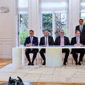 Έπεσαν οι υπογραφές με τη Chevron για τους υδρογονάνθρακες - Μητσοτάκης: Κάνουμε ένα άλμα μπροστά