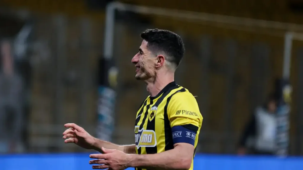 Ο Πέτρος Μάνταλος συνεχίζει να γράφει ιστορία με την ΑΕΚ: Έφτασε Μανωλά και Νικολάου στα γκολ