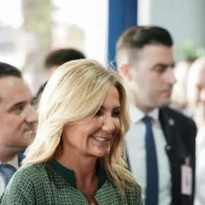 Η Μαρέβα Γκραμπόφσκι έκανε την πρώτη της ανάρτηση μετά το χειρουργείο: «Όλα καλά, ευχαριστώ το προσωπικό του ΚΑΤ»