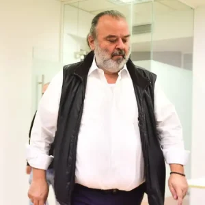 Ηλιόπουλος: «Ξύνονται στην γκλίτσα όσοι θέλουν να με φιμώσουν, αυτή είναι η ντροπή του ποδοσφαίρου»