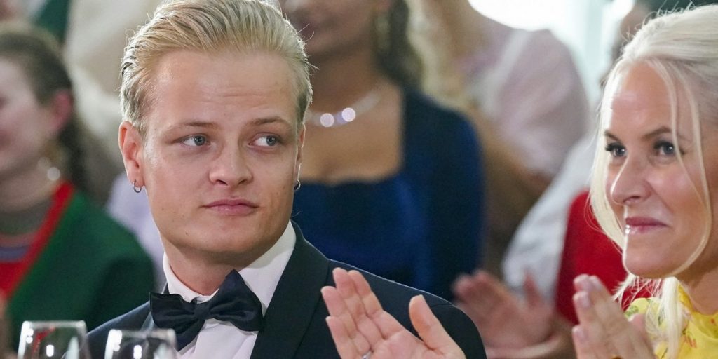 Συνελήφθη ξανά ο γιος της πριγκίπισσας Μέτε-Μάριτ της Νορβηγίας για επίθεση, λίγο πριν από τη δίκη του για βιασμό